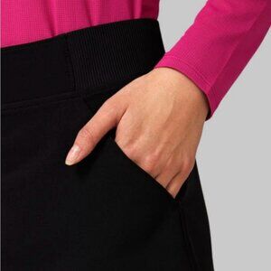 WOMEN'S STRETCH WOVEN SKORT